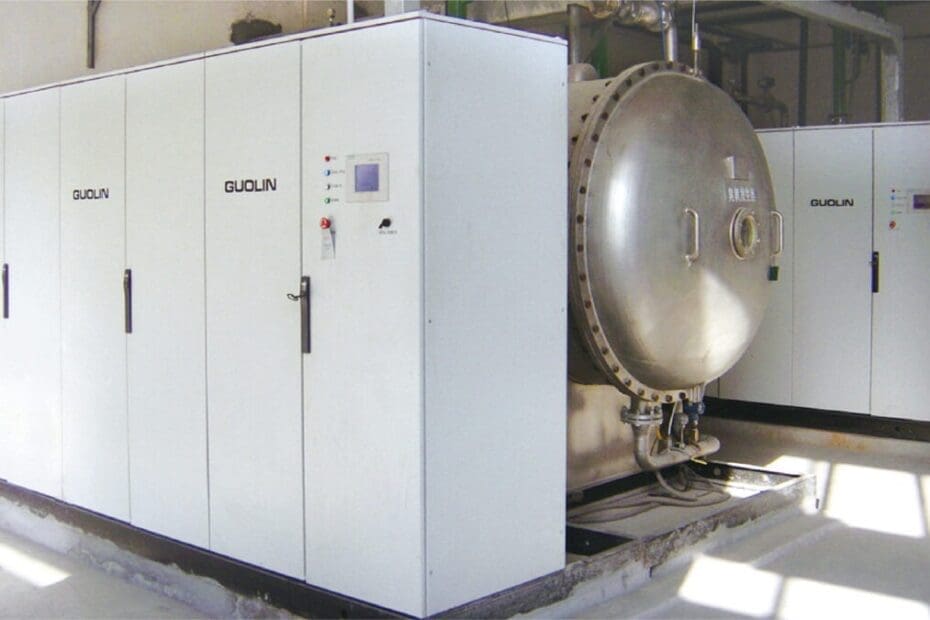 Ozonation for Petrochemical Wastewater Treatment | OxyTrading UK