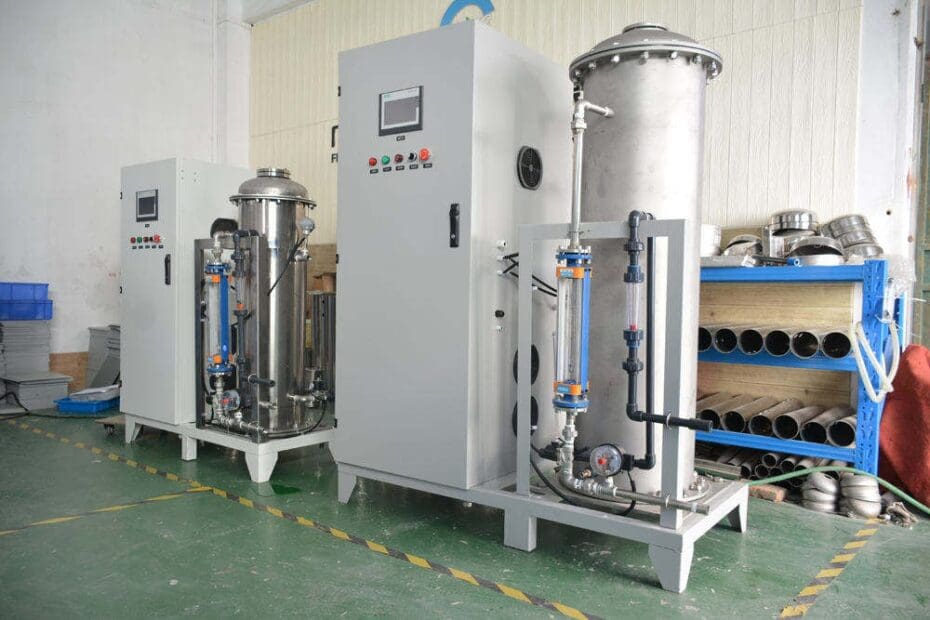 Advanced oxidation system using ozone and hydrogen peroxide for RAS aquaculture water treatment